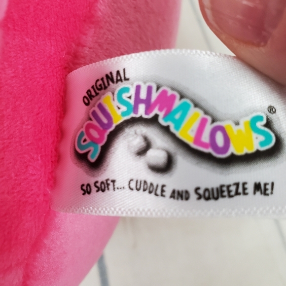 Squishmallows Lucia  Lemur 10" Hot Pink Kellytoy - Picture 2 of 9